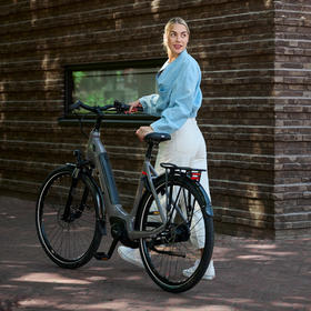 Maak jouw e-bike smart met de nieuwste Bosch BES3 technologie Maak jouw e-bike smart met de nieuwste Bosch BES3 technologie